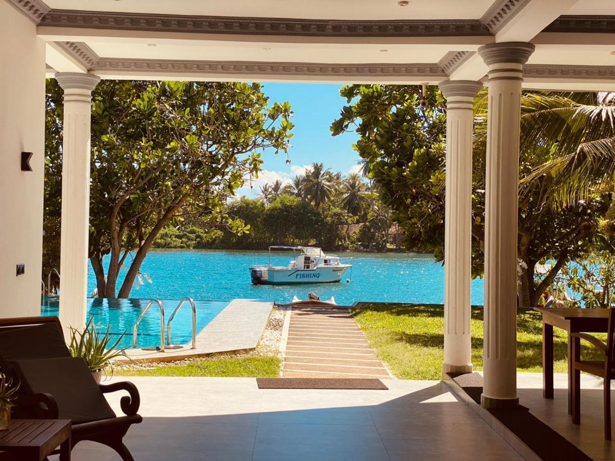 Villa Riverside Aluthgama Exteriör bild