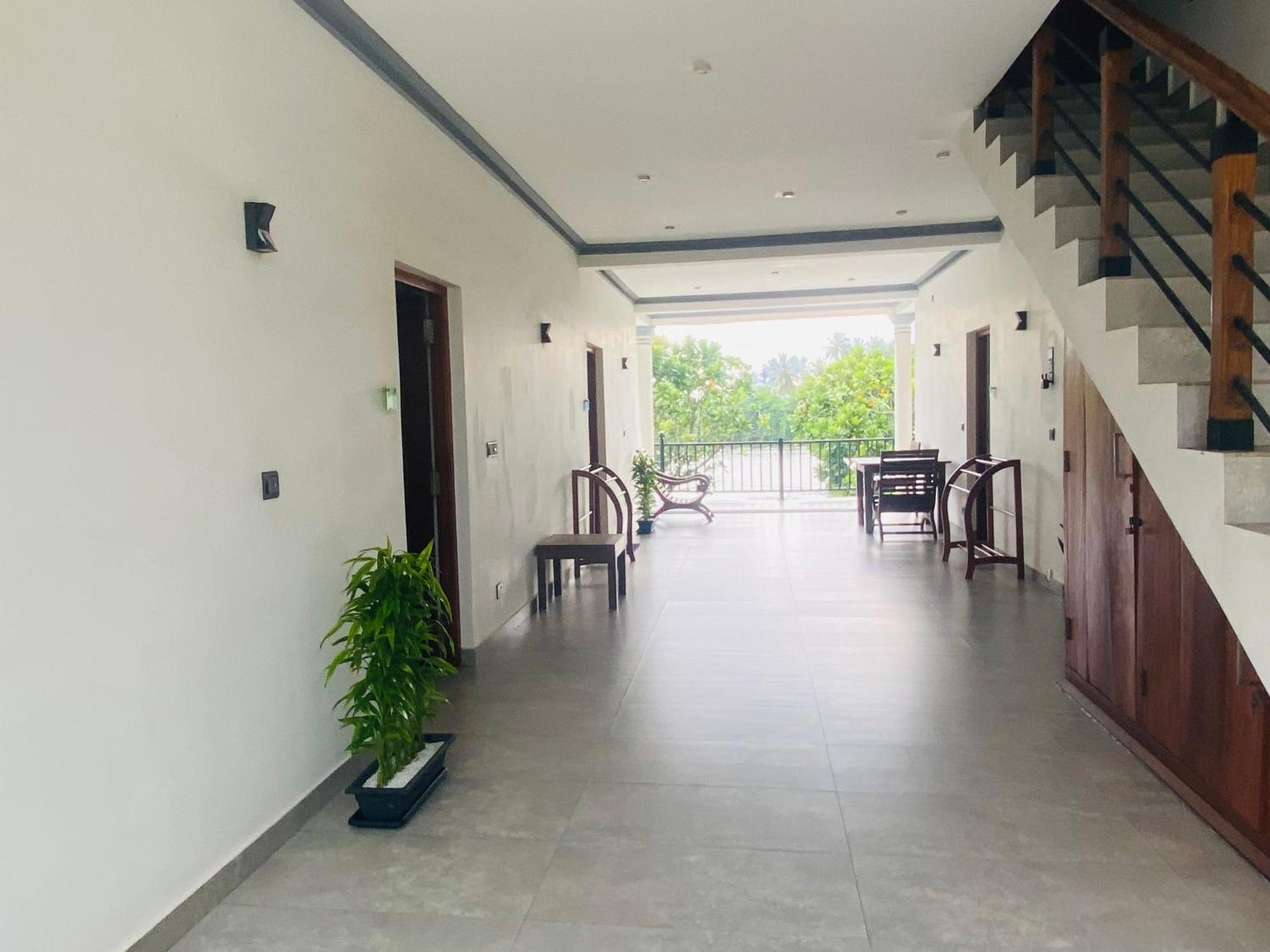 Villa Riverside Aluthgama Exteriör bild