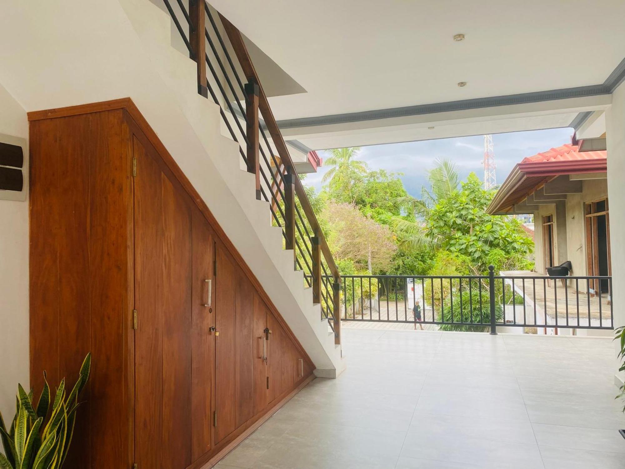 Villa Riverside Aluthgama Exteriör bild